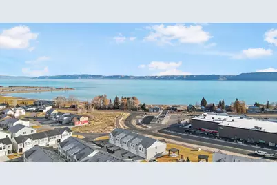 566 N Richland St, Garden City, UT 84028 - Photo 25