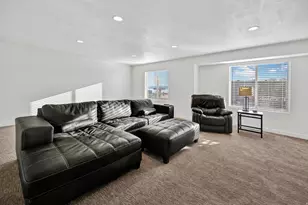 566 N Richland St, Garden City, UT 84028 - Photo 15