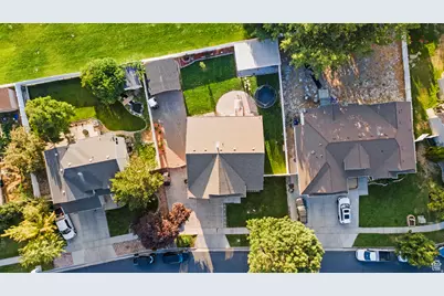 5525 Hampton Way, Stansbury Park, UT 84074 - Photo 37