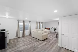 5525 Hampton Way, Stansbury Park, UT 84074 - Photo 21