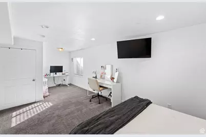 5525 Hampton Way, Stansbury Park, UT 84074 - Photo 23