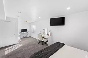 5525 Hampton Way, Stansbury Park, UT 84074 - Photo 23