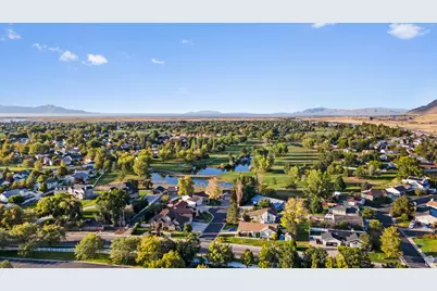 5525 Hampton Way, Stansbury Park, UT 84074 - Photo 39