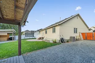 5525 Hampton Way, Stansbury Park, UT 84074 - Photo 33