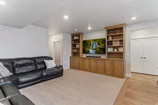 1328 E Orchard Ridge Ln, Kaysville, UT 84037 - Photo 17