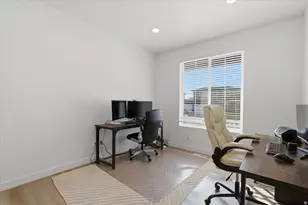 3367 S Pinyon Park Ln, Mapleton, UT 84664 - Photo 17