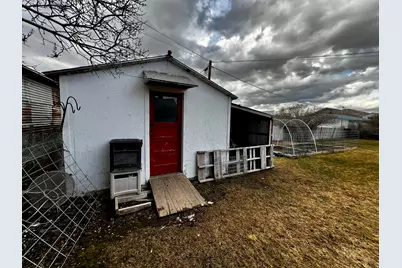 220 S 2nd E, Soda Springs, ID 83276 - Photo 37