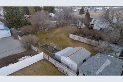 220 S 2nd E, Soda Springs, ID 83276 - Photo 31