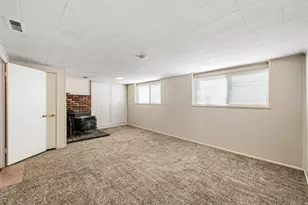 845 E Larkspur Dr, Sandy, UT 84094 - Photo 17