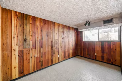 845 E Larkspur Dr, Sandy, UT 84094 - Photo 19