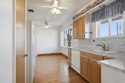 270 E 3rd S, Preston, ID 83263 - Photo 7