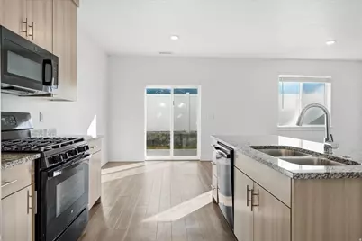 10 S 410 W, Providence, UT 84332 - Photo 7