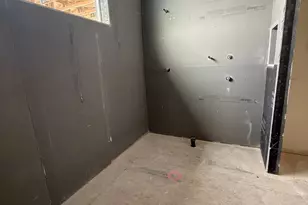 831 N Emery Ln, Elk Ridge, UT 84651 - Photo 29