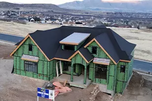 831 N Emery Ln, Elk Ridge, UT 84651 - Photo 3