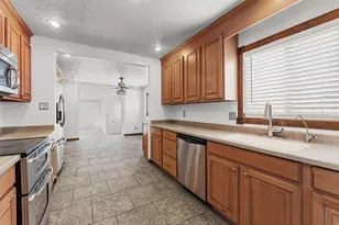 1624 E Maple Ave S, Millcreek, UT 84106 - Photo 11