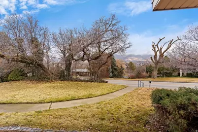 5137 S Burch Creek Dr. Dr E, South Ogden, UT 84403 - Photo 3