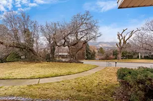 5137 S Burch Creek Dr Dr E, South Ogden, UT 84403 - Photo 3