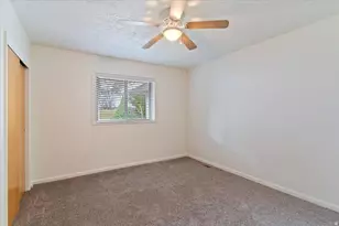 5137 S Burch Creek Dr Dr E, South Ogden, UT 84403 - Photo 23