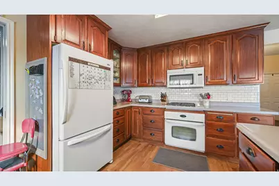 10303 N Cottonwood Dr, Cedar Hills, UT 84062 - Photo 7