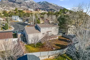 10303 N Cottonwood Dr, Cedar Hills, UT 84062 - Photo 31