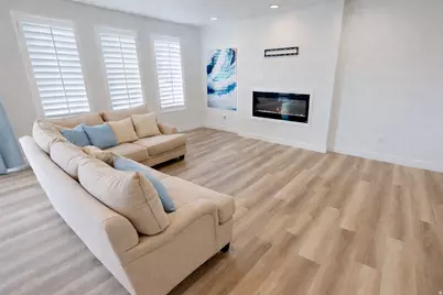 3892 S Treasure Isle Rd, West Valley, UT 84119 - Photo 7