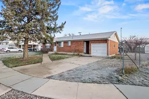 1744 Alfred Dr, Layton, UT 84041 - Photo 3
