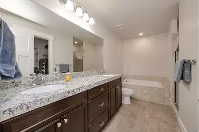 393 E Corral Creek Dr, Midvale, UT 84047 - Photo 19