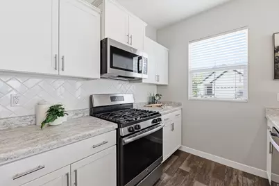53 E Jubilee Dr, Saratoga Springs, UT 84045 - Photo 11