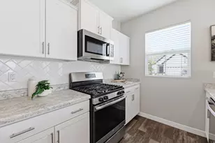 53 E Jubilee Dr, Saratoga Springs, UT 84045 - Photo 11