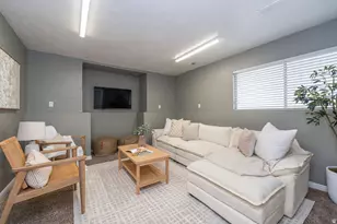 6276 W Contadora Dr, West Valley, UT 84128 - Photo 13