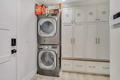 1891 Richard Rd, Sandy, UT 84093 - Photo 23