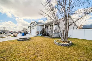 5638 W Stone Bluff Way S, Salt Lake City, UT 84118 - Photo 25