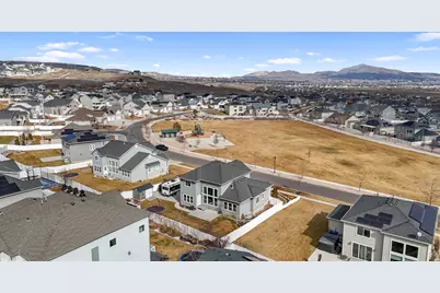 641 N Pinnacle Ln, Saratoga Springs, UT 84045 - Photo 55