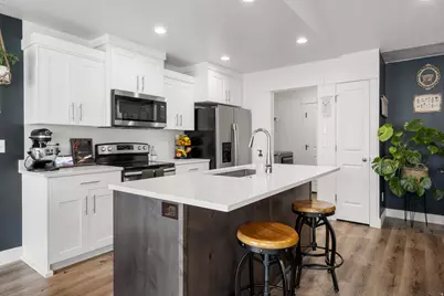 2386 N 150 E, North Logan, UT 84341 - Photo 9