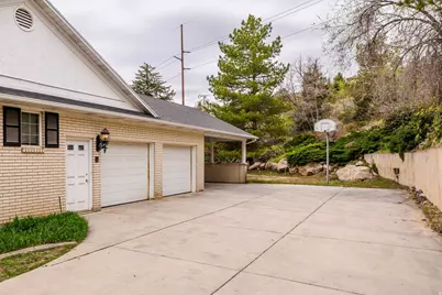 325 N Federal Heights Cir, Salt Lake City, UT 84103 - Photo 41