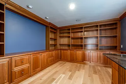 325 N Federal Heights Cir, Salt Lake City, UT 84103 - Photo 27