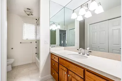 325 N Federal Heights Cir, Salt Lake City, UT 84103 - Photo 41