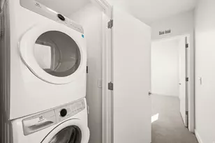 1014 W 1700 S, Salt Lake City, UT 84104 - Photo 13