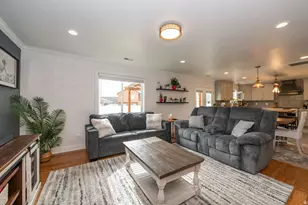 1449 Belmont Dr, Farmington, UT 84025 - Photo 5