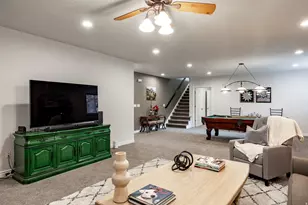 1383 W 9950 S, South Jordan, UT 84095 - Photo 43