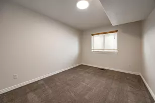 1383 W 9950 S, South Jordan, UT 84095 - Photo 45