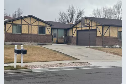 757 W Aspen Heights Dr S, Murray, UT 84123 - Photo 1