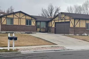 757 W Aspen Heights Dr S, Murray, UT 84123 - Photo 1