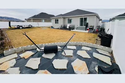 1118 N 300 W, Tooele, UT 84074 - Photo 27