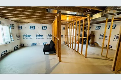 1118 N 300 W, Tooele, UT 84074 - Photo 23