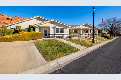 1050 W Red Hills Pkwy #8, Washington, UT 84780 - Photo 21