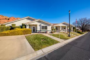 1050 W Red Hills Pkwy, Washington, UT 84780 - Photo 21