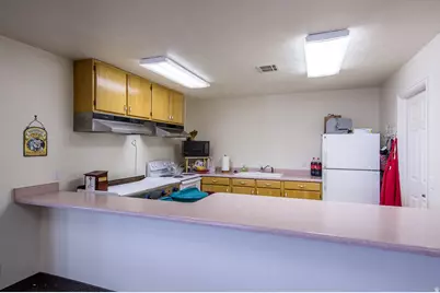 1050 W Red Hills Pkwy #8, Washington, UT 84780 - Photo 23