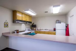 1050 W Red Hills Pkwy, Washington, UT 84780 - Photo 23