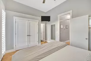 748 N 300 W, Salt Lake City, UT 84103 - Photo 17